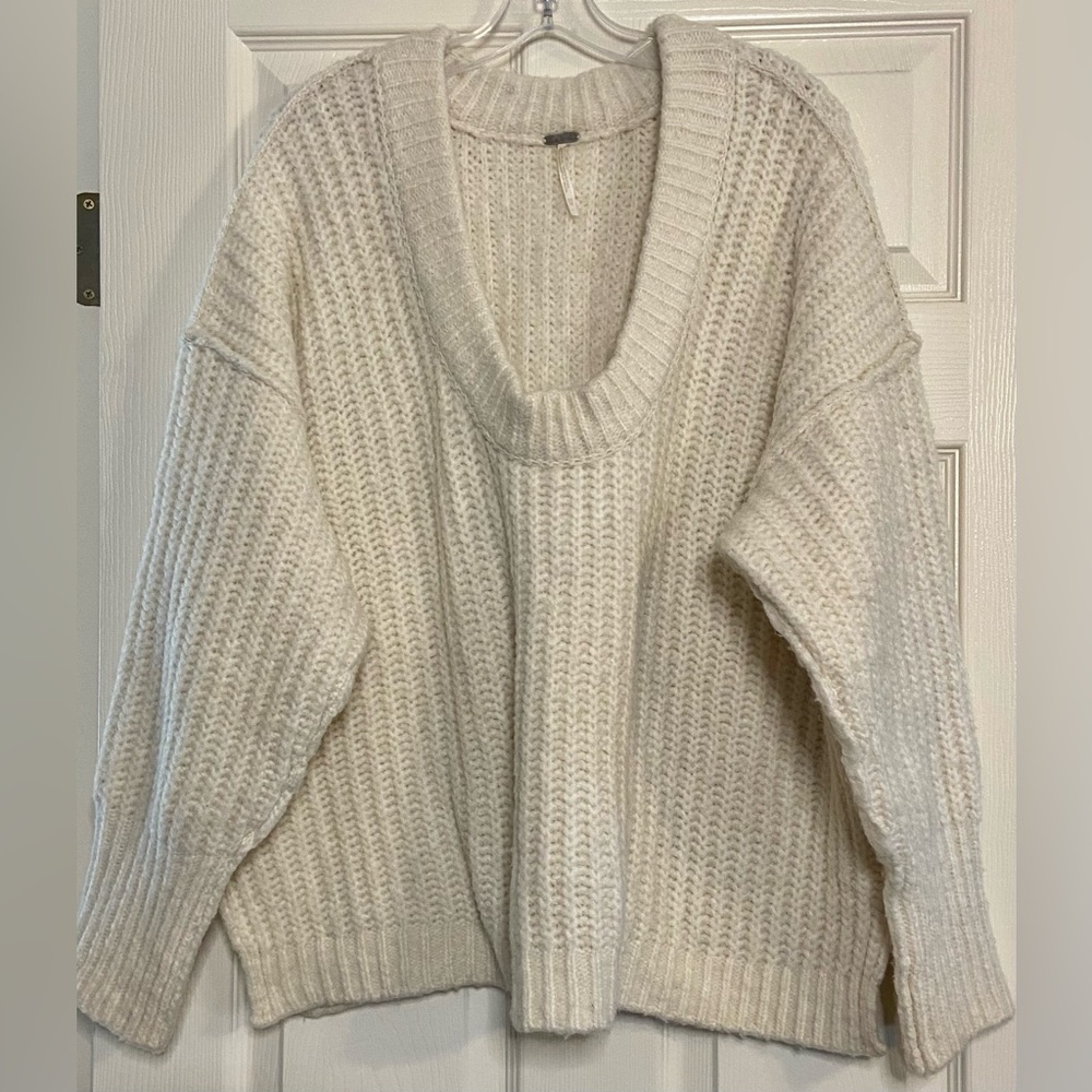 Free People Neutral Oversized Sweater Women's XS Ivory Long Sleeve Pullover~